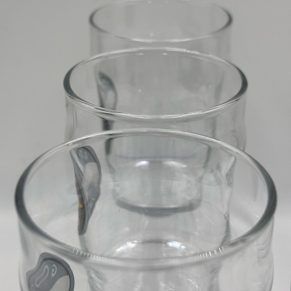 8 Goose Island Beer Co. Glasses. Est. 1988 Chicago, IL. Sold As One Lot. Home - Picture 6 of 8